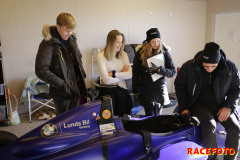 Testdag för Formula Nordic och TCRS på Gelleråsen Arena. Kallt på morgonen, men strålande sol hela dagen.