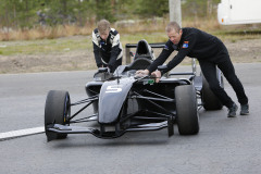 Midnattssolsloppet på Drive Center Arena i Fällfors.