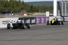 Midnattssolsloppet på Drive Center Arena i Fällfors.