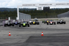 Midnattssolsloppet på Drive Center Arena i Fällfors.