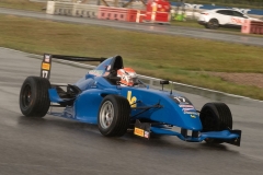 6FN250913-002
